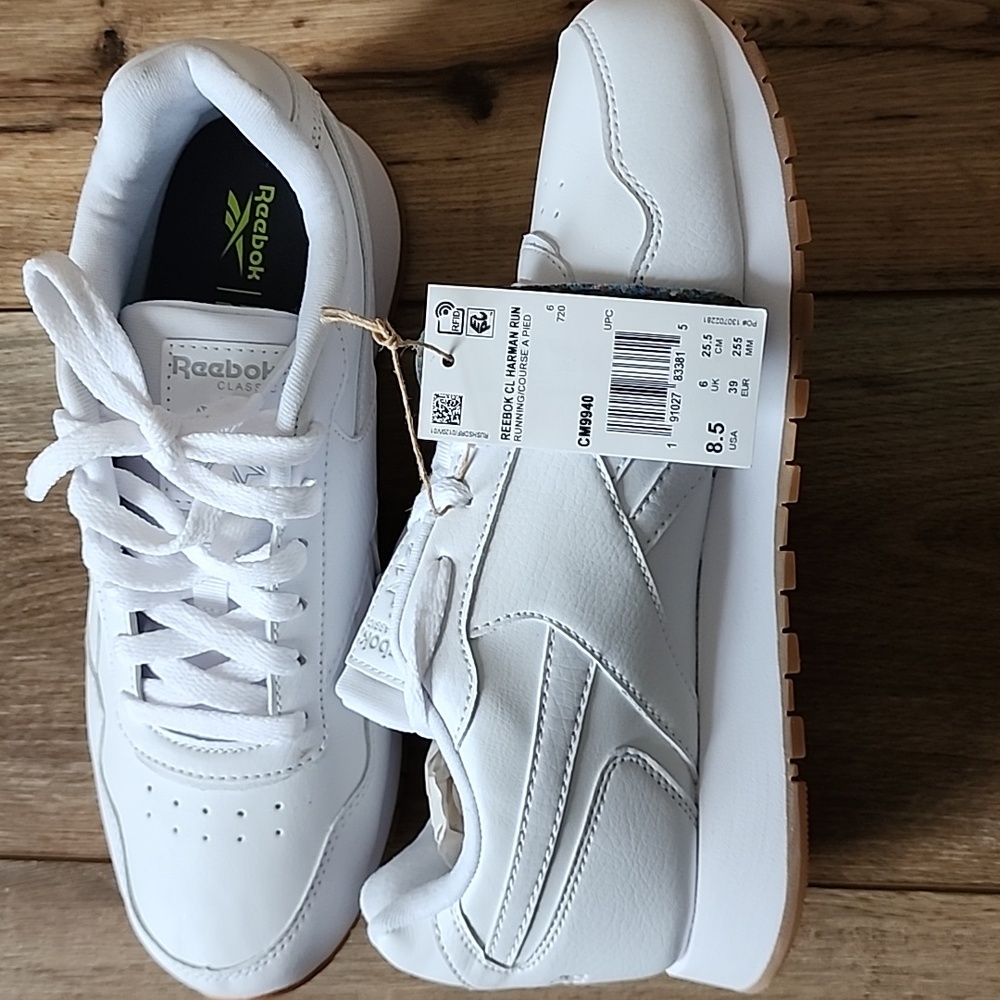 Reebok Classic Harman Run, Women's 8.5, White/Gum, Retro Sneaker, NWT - Picture 5 of 6